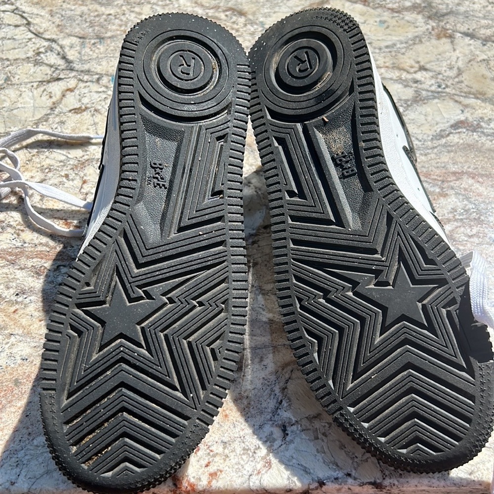 Bapes - Picture 4 of 6
